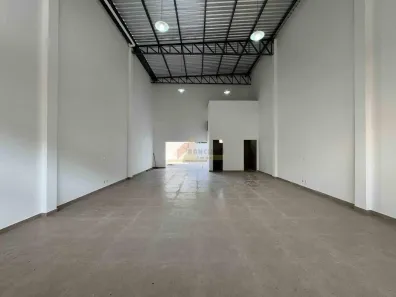 Galpão / Depósito / Armazém à venda, 120m² no Jardim Nova América, Divinópolis