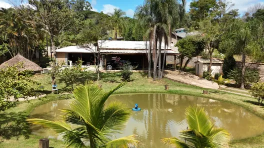 Fazenda / Sítio / Chácara com 2 Quartos à venda, 1900m² no , Mairinque