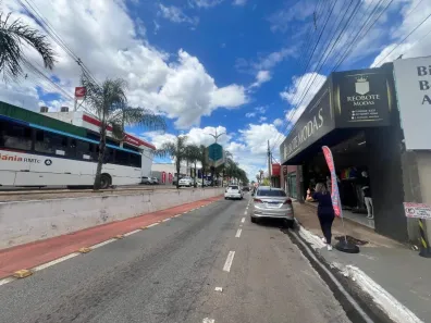 Loja / Salão / Ponto Comercial à venda, 63m² no Recanto dos Sonhos, Senador Canedo
