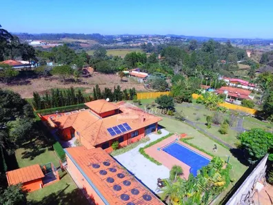 Fazenda / Sítio / Chácara com 4 Quartos à venda, 287m² no Jardim Camargo (Canguera), São Roque