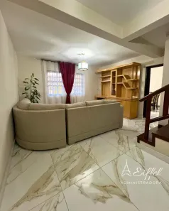 Casa com 3 Quartos para alugar, 150m² no Centro, São José dos Pinhais