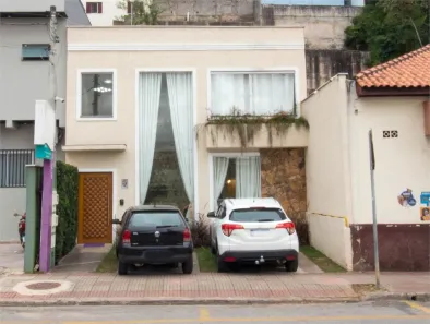 Prédio Inteiro à venda, 196m² no Parque 9 de Julho, São Roque