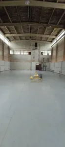 Galpão / Depósito / Armazém para alugar, 900m² no Quitaúna, Osasco