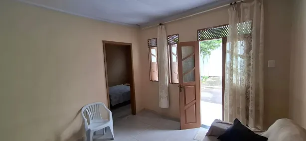 Casa com 2 Quartos para alugar, 120m² no Mangabeira, Feira de Santana