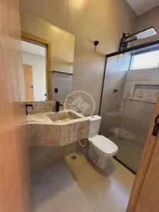 Casa com 3 Quartos à venda, 223m² no Setor Cristina II Expansão, Trindade