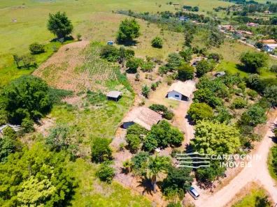Fazenda / Sítio / Chácara com 3 Quartos à venda, 130m² no Chácara Marambaia, Caçapava