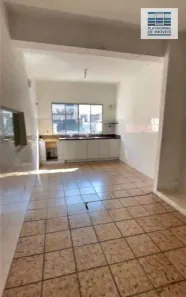 Galpão / Depósito / Armazém para venda ou aluguel, 749m² no Centro, Bragança Paulista