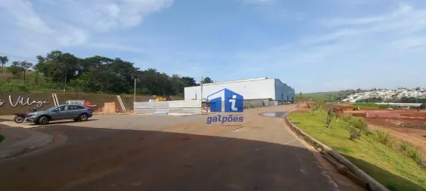 Galpão / Depósito / Armazém para alugar, 2000m² no Centro, Vespasiano