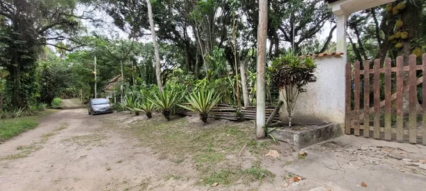 Fazenda / Sítio / Chácara com 4 Quartos à venda, 8040m² no Vale das Pedrinhas, Guapimirim