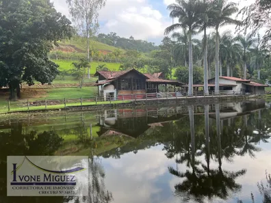 Fazenda / Sítio / Chácara com 7 Quartos à venda, 33000m² no São João, Barra do Piraí
