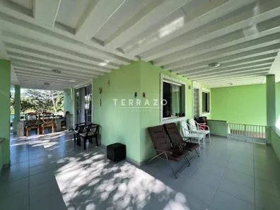 Casa de Condomínio com 3 Quartos à venda, 579m² no Limoeiro, Guapimirim