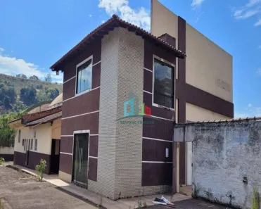 Galpão / Depósito / Armazém para venda ou aluguel, 874m² no Retiro, Volta Redonda
