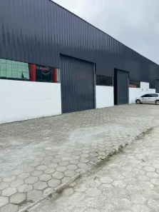 Galpão / Depósito / Armazém para alugar, 400m² no Rio Pequeno, Camboriú
