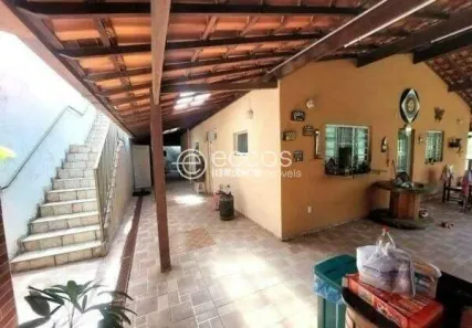 Casa de Condomínio com 4 Quartos à venda, 450m² no Residencial Clube dos Militares I, Vespasiano
