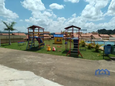 Fazenda / Sítio / Chácara com 4 Quartos à venda, 200m² no , Mairinque