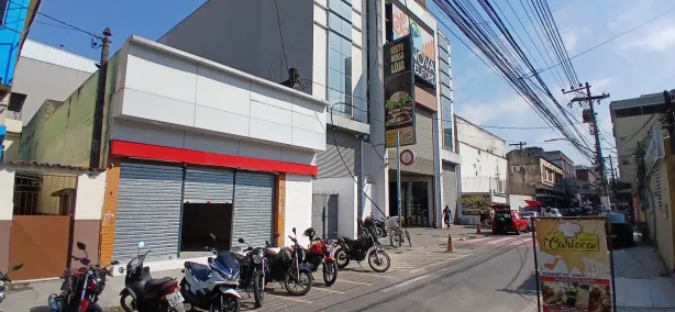Loja / Salão / Ponto Comercial para alugar, 250m² no Centro, Belford Roxo