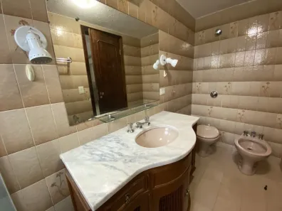 Apartamento com 3 Quartos para alugar, 125m² no Ahú, Curitiba