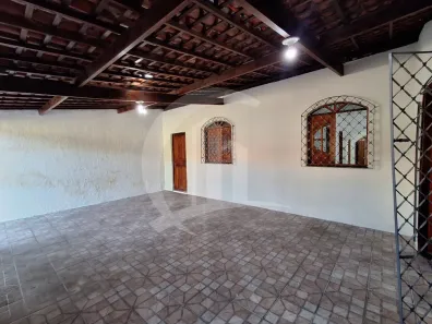 Casa com 3 Quartos para alugar, 162m² no São Conrado, Aracaju