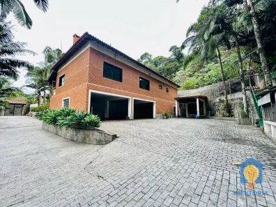 Fazenda / Sítio / Chácara com 5 Quartos para alugar, 650m² no Jardim Itatiaia, Embu das Artes
