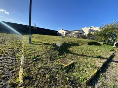 Terreno / Lote / Condomínio à venda, 321m² no Centro, Santa Maria