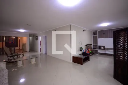 Casa de Condomínio com 3 Quartos à venda, 440m² no Jardim da Saúde, São Paulo