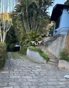Casa com 3 Quartos à venda, 300m² no Itaipava, Petrópolis