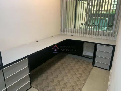 Casa Comercial para alugar, 107m² no Vila Assunção, Santo André