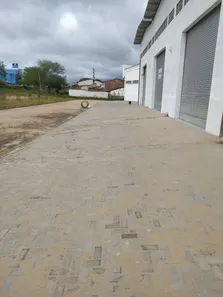 Galpão / Depósito / Armazém para alugar, 211m² no Centenário, Campina Grande
