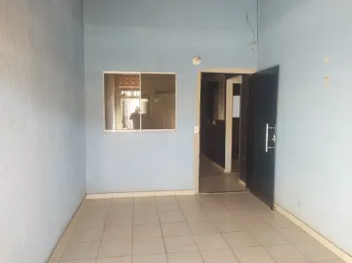 Casa de Condomínio com 2 Quartos à venda, 65m² no Chácaras Anhangüera, Valparaíso de Goiás