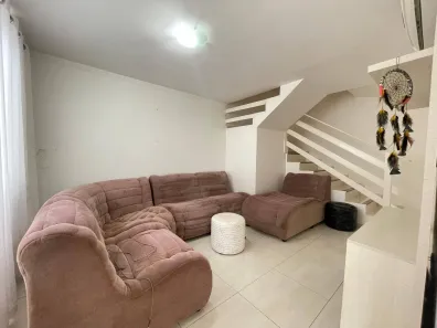 Casa com 3 Quartos para alugar, 83m² no São Lucas, Chapecó