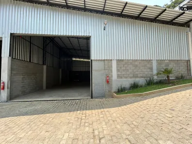 Galpão / Depósito / Armazém para alugar, 3366m² no Meudon, Teresópolis