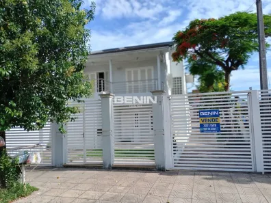 Sobrado com 4 Quartos à venda, 199m² no Niterói, Canoas