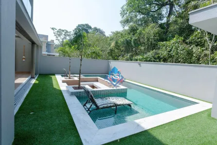 Sobrado com 5 Quartos para venda ou aluguel, 356m² no Riviera, Bertioga