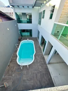 Sobrado com 3 Quartos para alugar, 400m² no Jardim dos Ipês, Suzano