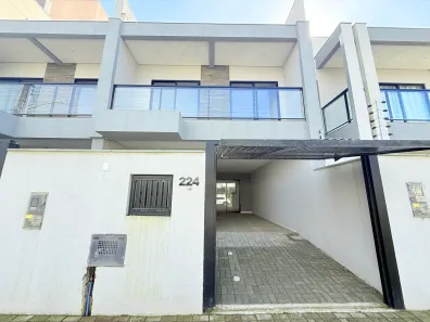 Sobrado com 3 Quartos à venda, 120m² no Itacolomi, Balneário Piçarras