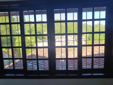 Casa com 4 Quartos à venda, 97m² no Castelanea, Petrópolis