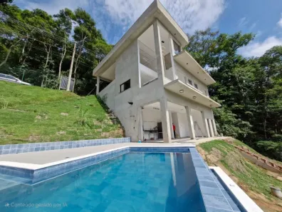 Fazenda / Sítio / Chácara com 3 Quartos à venda, 290m² no Chácaras Condomínio Recanto Pássaros II, Jacareí