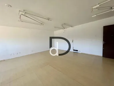 Conjunto Comercial / Sala para alugar, 50m² no Pinheirinho, Vinhedo