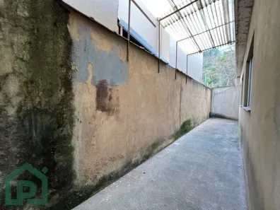Prédio Inteiro com 3 Quartos para alugar, 600m² no Vila Nova, Nova Friburgo