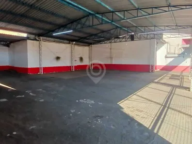 Loja / Salão / Ponto Comercial para alugar, 438m² no Centro, Itatiba
