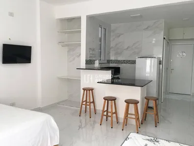 Kitnet com 2 Quartos à venda, 55m² no Pitangueiras, Guarujá
