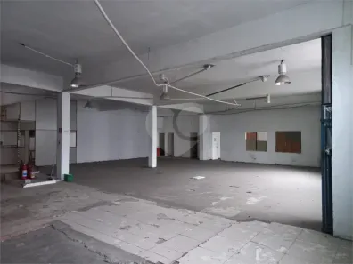 Prédio Inteiro para alugar, 750m² no Jaguaré, São Paulo