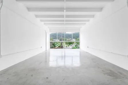 Conjunto Comercial / Sala para alugar, 50m² no Velha Central, Blumenau