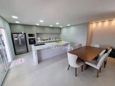 Sobrado com 3 Quartos à venda, 245m² no Jardim Maria Helena, Nova Odessa