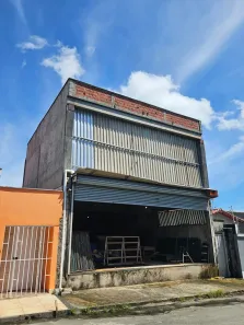 Galpão / Depósito / Armazém para venda ou aluguel, 300m² no São Francisco, São Luís