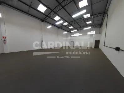 Galpão / Depósito / Armazém para alugar, 280m² no Loteamento Habitacional São Carlos 1, São Carlos
