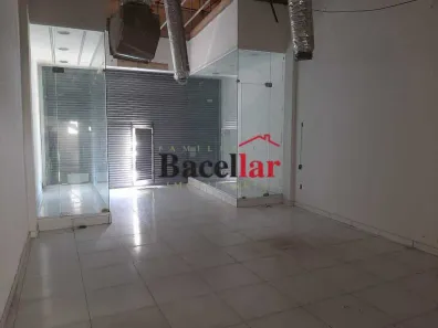 Loja / Salão / Ponto Comercial à venda, 122m² no Centro, Nilópolis