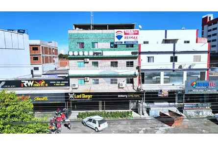 Prédio Inteiro com 10 Quartos à venda, 525m² no Samambaia Norte, Brasília