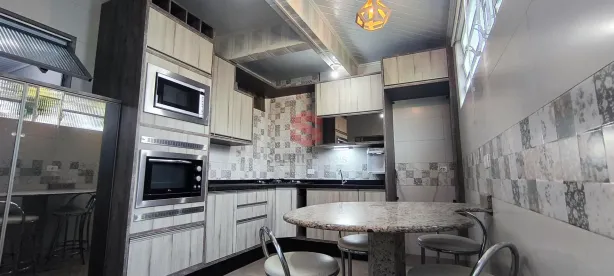 Sobrado com 3 Quartos à venda, 112m² no Vila Bancária, Campo Largo