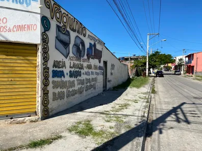 Galpão / Depósito / Armazém à venda, 1100m² no Reserva do Peró, Cabo Frio